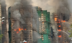 Hong Kong'da Dev Yangın: 2 Bin Dairelik Sitede Facia