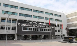 Antalya Büyükşehir Belediyesi'nde Rüşvet Soruşturmasında 2 Tutuklama