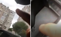 İzmir'de Sıfır Alınan Araç İlk Yağmurda Su Aldı