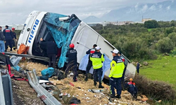 Antalya Çevreyolunda Yolcu Otobüsü Devrildi: 8 Ölü, 26 Yaralı