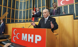 MHP Lideri Bahçeli'nin Kürtlerle İlgili Sözleri Parti Grubunda Ayakta Alkışlandı