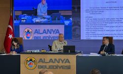 Alanya Belediye Başkanı Özçelik’ten Çarpıcı Sözler: ‘Borcumu Ödemezsem Şerefsizim’