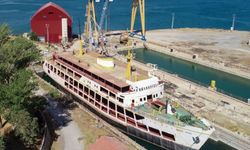 Van’da Yüzen Otel Projesi İptal: Milyonlar Harcandı, Sonuç Alınamadı