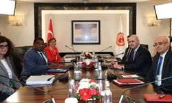 Kurtulmuş, PAB Yönetimiyle İstanbul’daki Genel Kurul Öncesi Görüştü