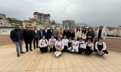 Üniversitemizde Tropik Esintiler: Geleceğin Şefleri Yaratıcılıklarını Yarıştırdı