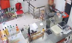 Bağış Kumbarasını Gündüz Gözüyle Çaldı