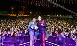 Alanya Çocuk Festivali’nde Sefo Rüzgarı: Binlerce Kişi Unutulmaz Gece Yaşadı