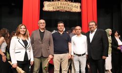 Liselerarası Tiyatro Festivali’nde Sahne Bu Kez “Hisseli Harikalar Kumpanyası”nındı