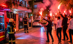 Kız İstemeye Meşaleli Gittiler, Mahalle Yangın Var Sanıp İtfaiye Çağırdı