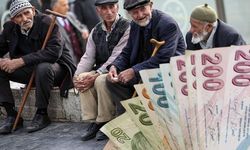 AK Parti Kampında Emekli Ve Dar Gelirlilerin Maaş Talepleri Gündeme Geldi