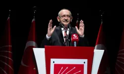 CHP'de Dikkat Çeken Tablo: Özel'in Toplantısına Yoğun Katılım, Kılıçdaroğlu'na Sınırlı Destek İddiası