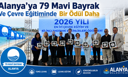 Alanya’ya 79 Mavi Bayrak Ve Çevre Eğitiminde Bir Ödül Daha