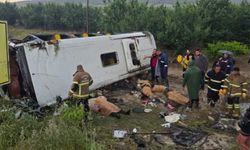 Son Dakika | Isparta’da Feci Kaza: Tur Minibüsü Şarampole Yuvarlandı, 4 Ölü 16 Yaralı