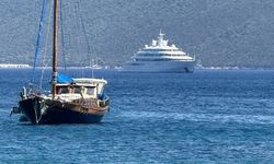 150 Milyon Dolarlık Dev Süper Yat Bodrum'a Demir Attı