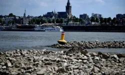 Hollanda'da Su Kıtlığı İlan Edildi: Kuraklık Nehirleri Kritik Seviyeye Düşürdü