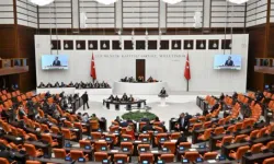 TBMM'de Kritik Hafta: Yargı Paketi, Emekli Maaşı Ve Üniversite Düzenlemeleri Gündemde