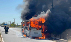 Manavgat'ta Yolcu Midibüsü Seyir Halindeyken Alevlere Teslim Oldu