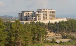 Burhan Dündar'dan Payallar Devlet Hastanesi Tepkisi: "Alanya Daha Fazla Bekleyemez"