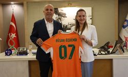 Başkan Vekili Büşra Özdemir, Alanyaspor Yönetimini Ağırladı