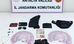 Antalya'da Cezaevi Otoparkındaki Gizemli Hırsızlık Çözüldü