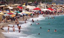 Antalya’da Turist Sayısı Artıyor Konaklama Süresi Düşüyor