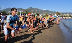 Alanya Sahillerinde Aile Heyecanı: 35. Halk Triatlonu Renkli Görüntülere Sahne Oldu