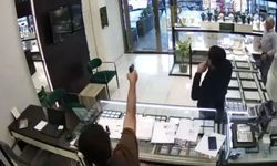 "Senin İçin Adam Vururum" Dedi, Kuyumcu Dükkanına Kurşun Yağdırdı