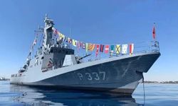 Alanya Limanı’nda Cumhuriyet Gururu: TCG Atak ve TCSG-92 Vatandaşların Ziyaretine Açılıyor!