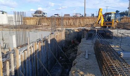 OTEL İNŞAATINDA TOPRAK ÇÖKMESİ SONUCU 1 İŞÇİ HAYATINI KAYBETTİ