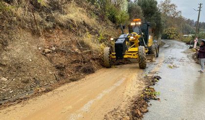ALANYA’DA YOL BAKIMLARI DEVAM EDİYOR