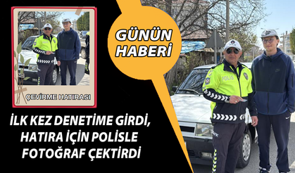 İlk Kez Denetime Girdi, Hatıra İçin Polisle Fotoğraf Çektirdi