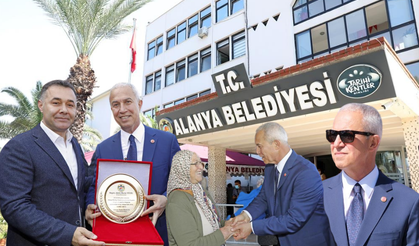 Başkan Özçelik Dönemi Alanya'da Neleri Değiştirdi? İşte Cevabı