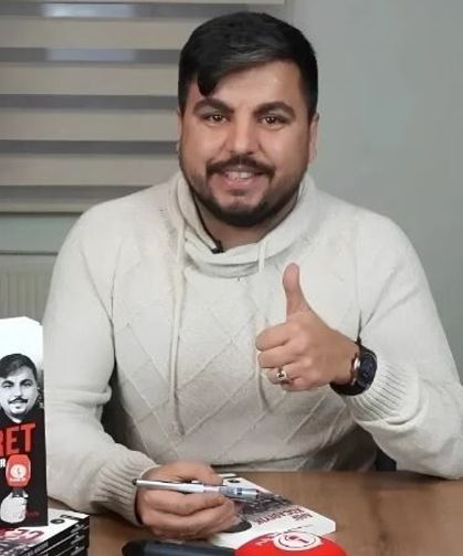 Arif Kocabıyık Antalya’da O Belediyeden Çalışmadan Maaş Almış!