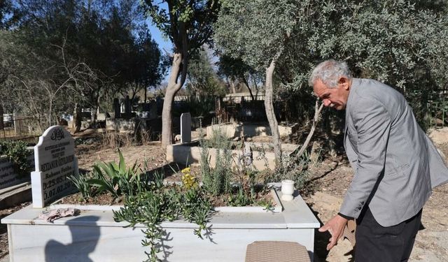 Depremde Öğretmen Kızını Kaybeden Acılı Baba: "Kızım Kalk Ben Geldim"