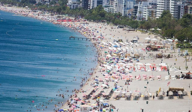 Alanya’da Turizmde İndirim Rüzgârı: Oteller Fiyatları Düşürüyor