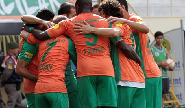 Akdeniz Ekibi Alanyaspor Bu Akşam Evinde Beşiktaş'ı Ağırlayacak