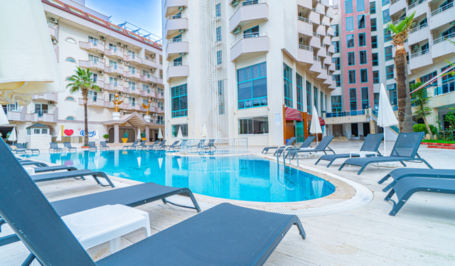 Alanya’da Skandal: Müşterilerine Kabusu Yaşatan Otel Mühürleniyor