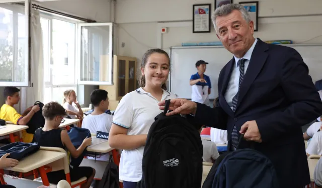 İzmir Güzelbahçe Belediyesi’nden eğitime destek