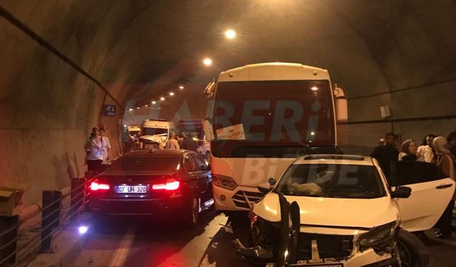 Alanya Feci Kaza! D-400 Karayolu Tünellerinde Zincirleme Kaza