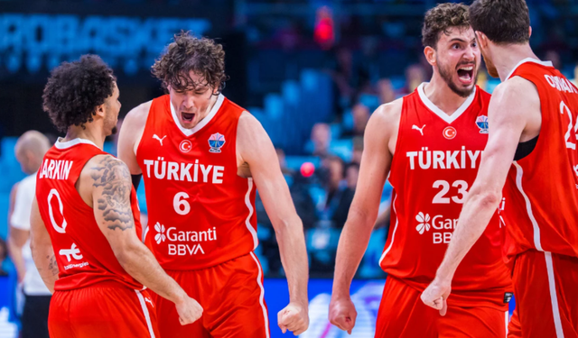 A Milli Erkek Basketbol Takımı Avrupa İkincisi Oldu