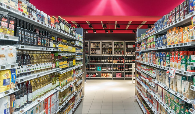 Marketler Pazar Günü Kapanacak Mı? Bakan Bolat’tan Önemli Açıklama