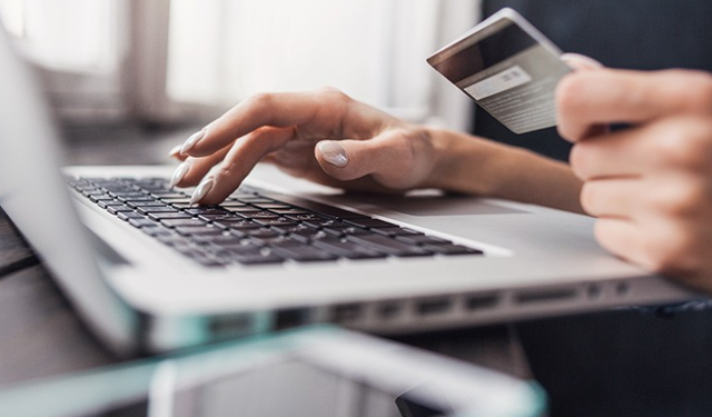 Alanya'ya  e-Ticaret Uyarısı: Kargoyla Gelen Bu 3 Ürüne Kısıtlama