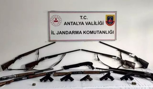 Alanya'da 5 Farklı Yere Eş Zamanlı Operasyon Düzenlendi