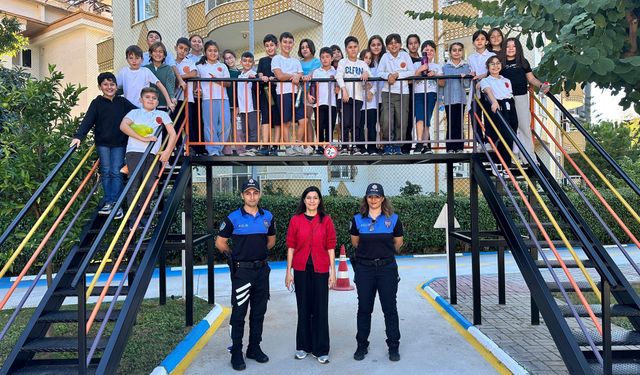 Alanya'da Öğrencilere Trafik Bilinci Aşılandı