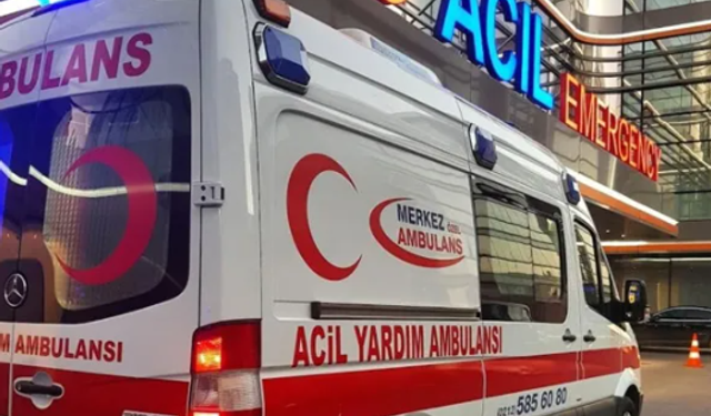 Alanya’da Kaza: Yaşlı Sürücünün Aracı Şarampole Devrildi
