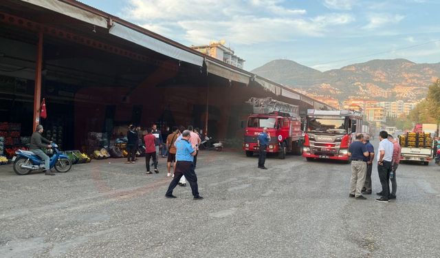 Alanya Hali'nde Korkutan Yangın