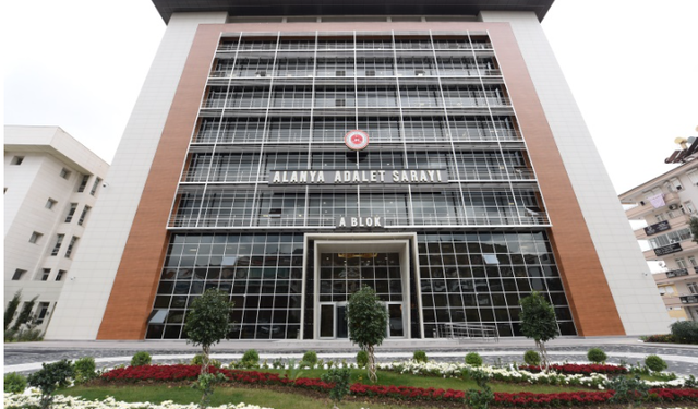 Alanya’da İki Kişiyi Araçla Öldüren Sanığa Ağır Ceza