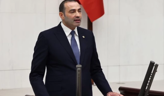 CHP’li Aykut Kaya’dan Tropikal Meyve Uyarısı: “Üretici Maliyetine Üretim Yapıyor, Ayakta Kalması Mümkün Değil”