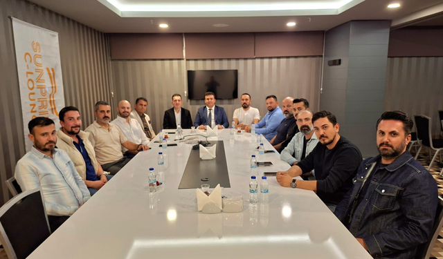 Alanya Yenilikçi İş İnsanları Derneği, İlçe Milli Eğitim Müdürü Yusuf Yılmaz'ı Ağırladı