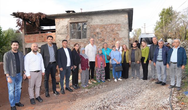 Alanya’da İhtiyaç Sahibi Aileye Konteyner Ev Desteği